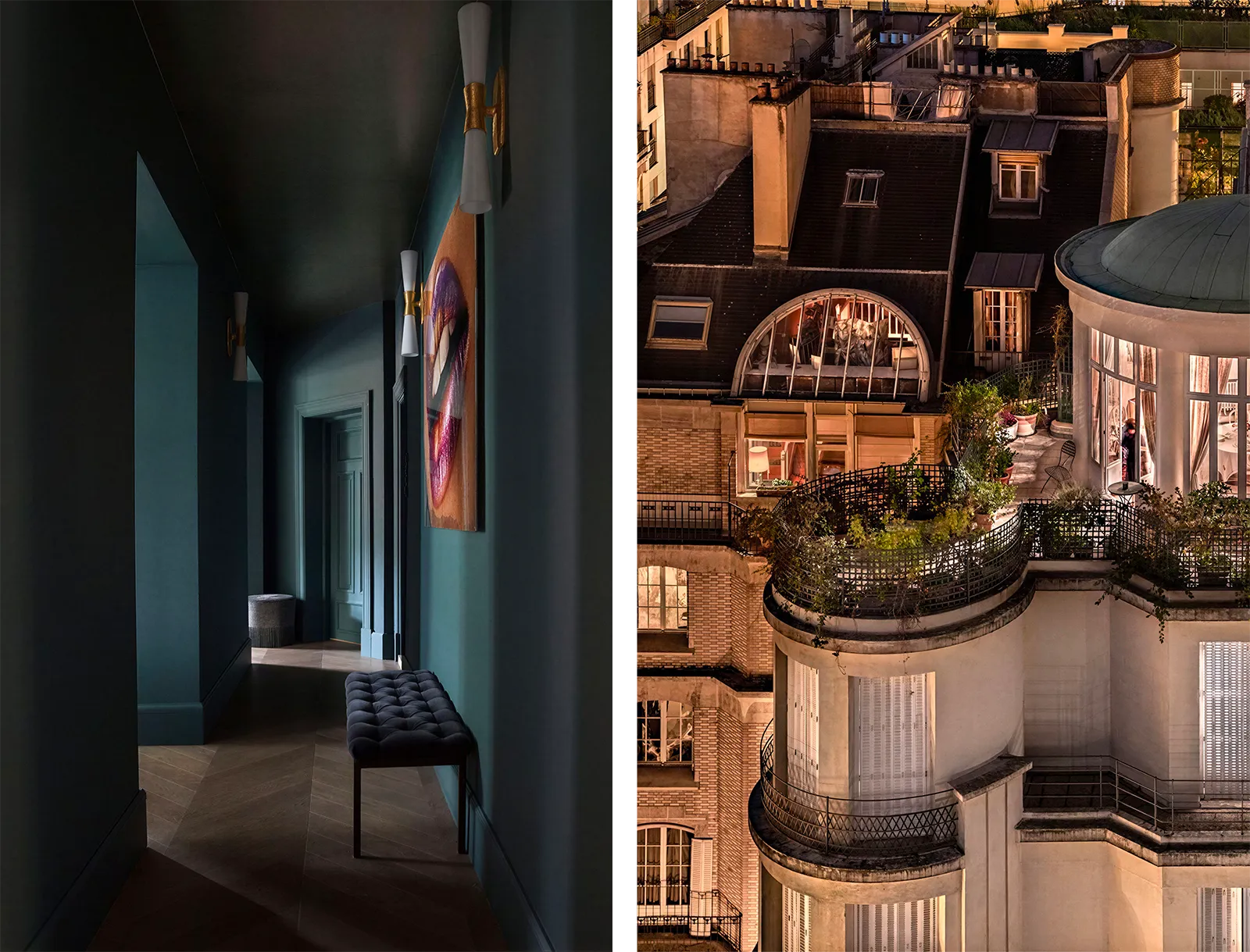 chasseur-immobilier-paris-toits-terrasses-couloir-appartement Couloir d’appartement bleu canard avec parquet en chevron, et terrasses sur les toits de Paris à la tombée de la nuit